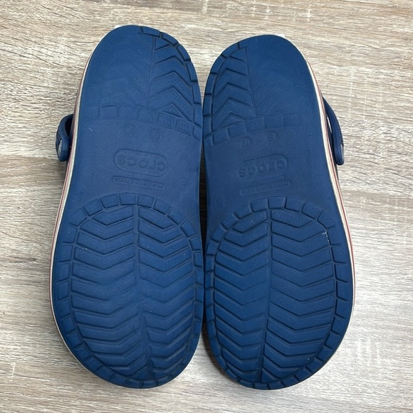 Disney X Crocs Collab Parks Mickey Cutout White Red Navy Blue Men 8 Ladies 10 - Picture 8 of 11